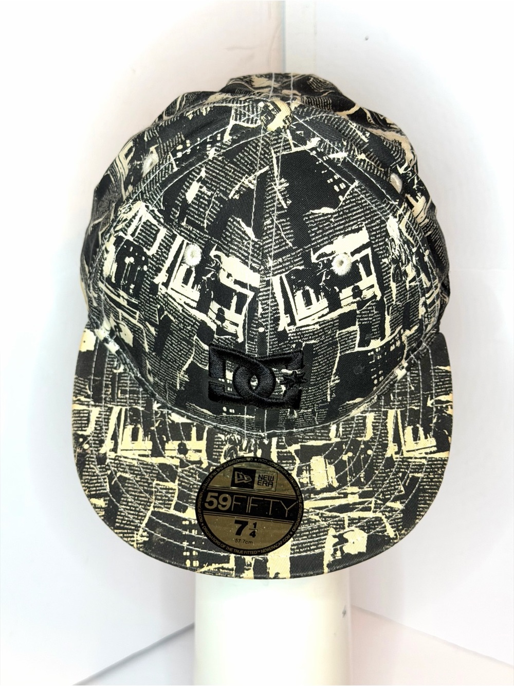 DC Mens Black & Tan Patterned 59FIFTY Fitted Cap